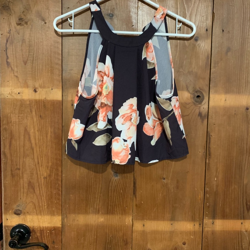 Two piece crop with shorts